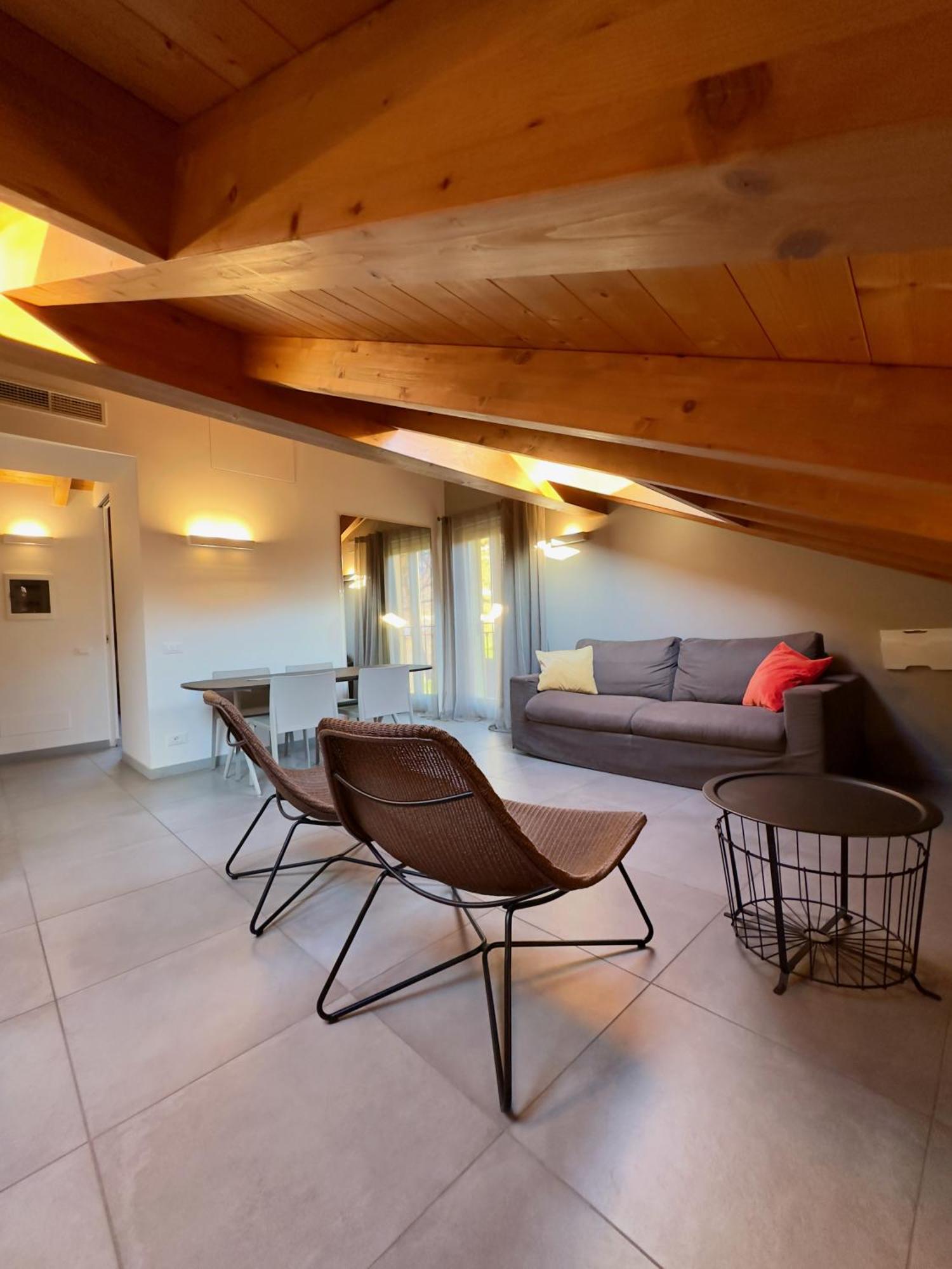 Residence Matilde Oliveto Lario Bagian luar foto