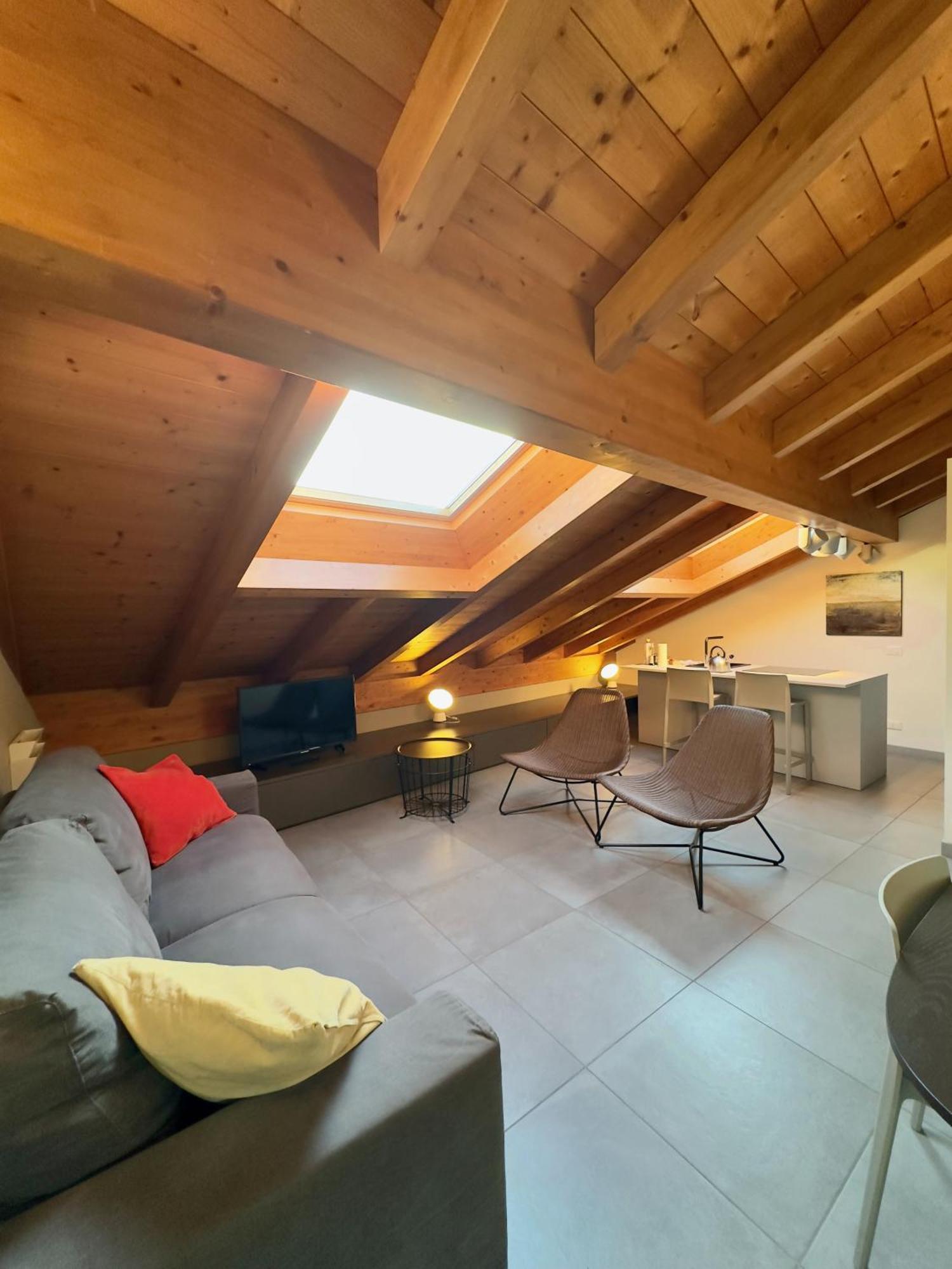Residence Matilde Oliveto Lario Bagian luar foto